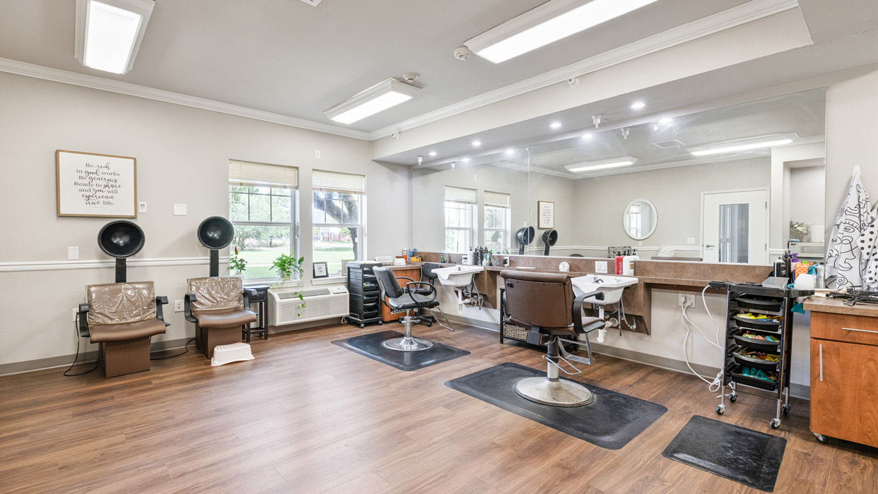 The on-site salon at Willow Creek