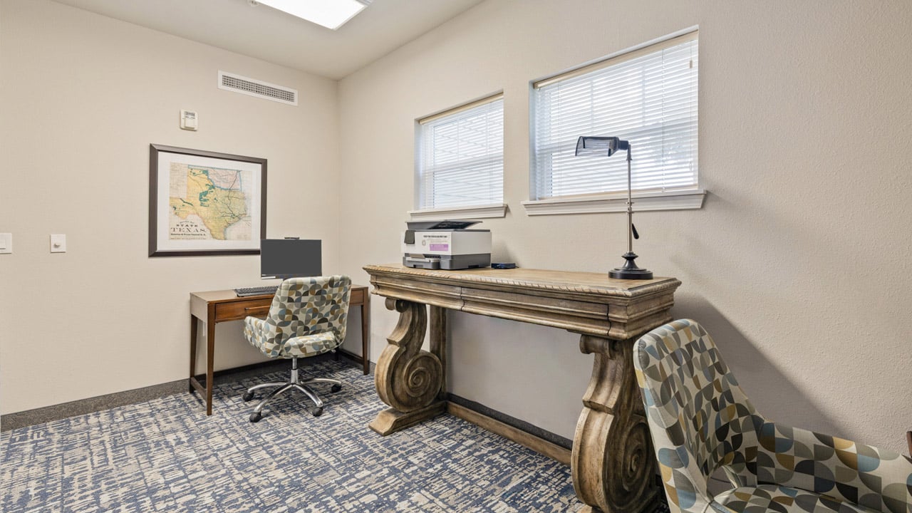The business center at Willow Creek